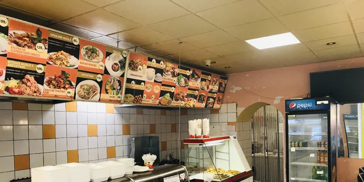 Vyrazte na vietnamskou klasiku: Pho, Bún bò Nam Bộ nebo Bún chả pro 1 os.