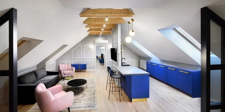 Apartmán o výměře (65 m²) zahrnuje i kuchyňský kout.