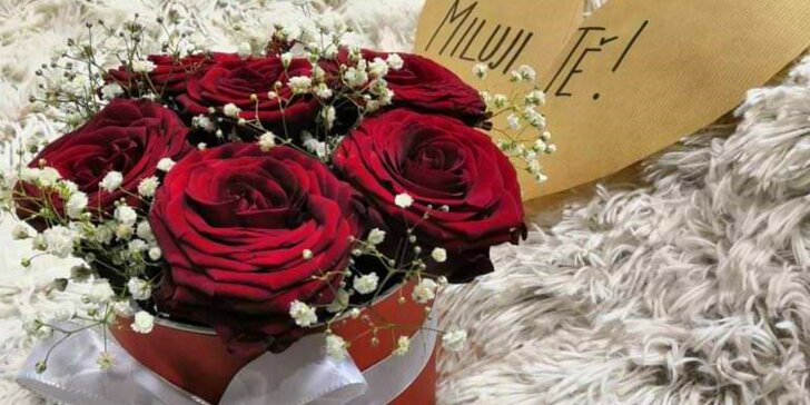 Box plný květin: neobvyklý dárek k Valentýnu či jen tak pro radost