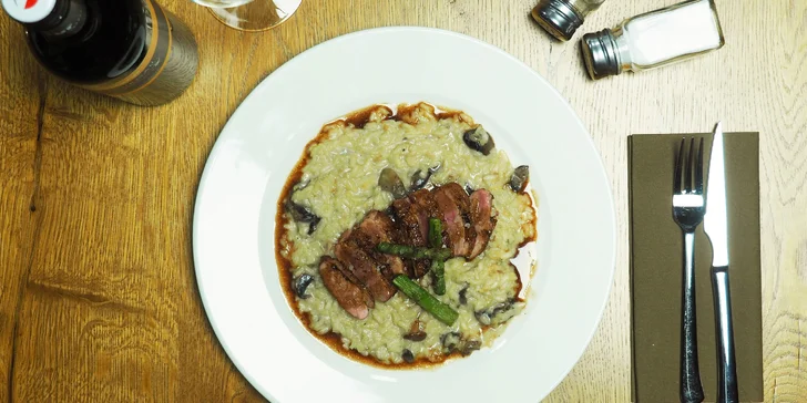 Degustační menu pro dva s kachním prsem nebo vepřovou kotletou