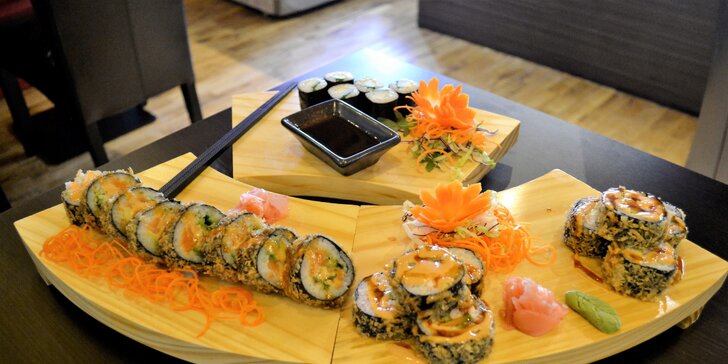 Set se 14, 20, 28 i 40 ks maki a roll včetně speciálních druhů sushi