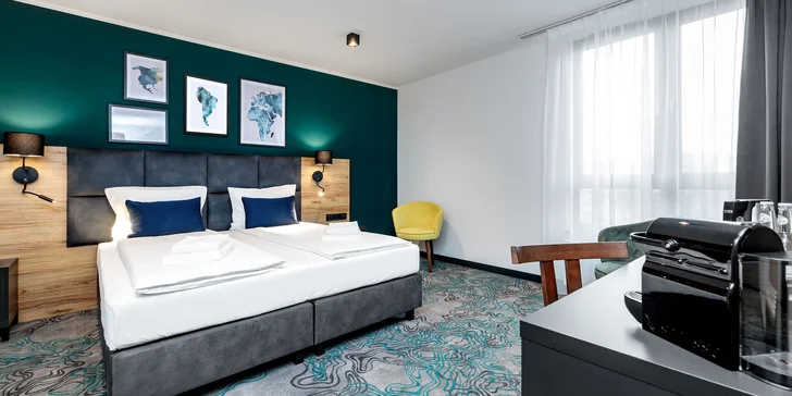 Ubytujete se v moderním hotelu Kyriad*** v centru města.