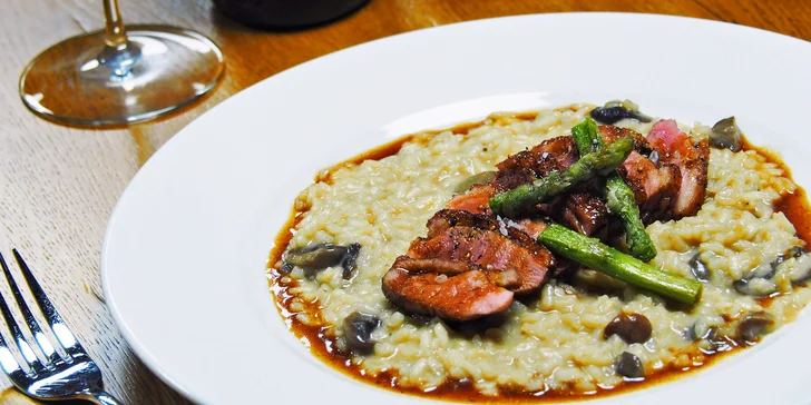 Degustační menu pro dva s kachním prsem nebo vepřovou kotletou