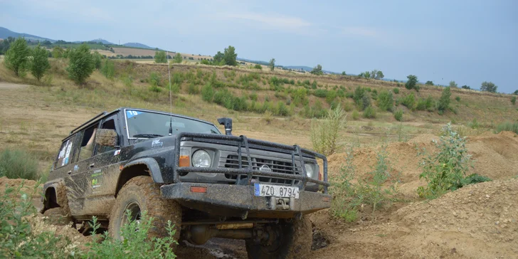 Jízda offroadovým speciálem Nissan Patrol v extrémním terénu