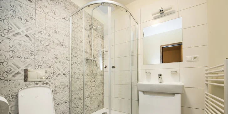 Jarní pohoda pro 2–4 os. v apartmánech pod Tatrami s wellness i snídaněmi