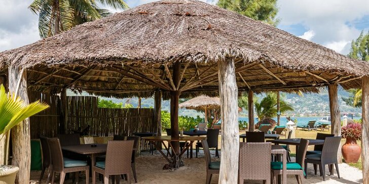 Exotická dovolená na Seychelách: 7–14 nocí v 3* hotelu s bazénem