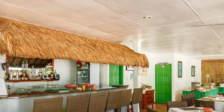 Exotická dovolená na Seychelách: 6–10 nocí v 3* hotelu s polopenzí, bazén