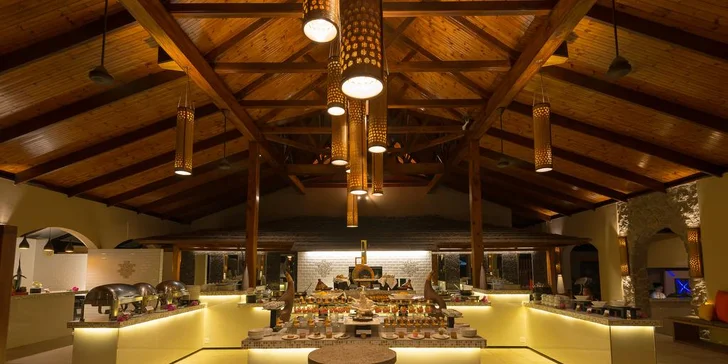 Dokonalý relax na Seychelách: 6–10 nocí ve 4* resortu s polopenzí a 2 bazény