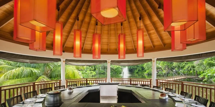 Luxusní dovolená na Seychelách: 6–10 nocí v 5* hotelu s polopenzí a lázněmi
