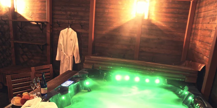 Ubytování v klidném hotelu u Karlových Varů s relaxem ve vířivce