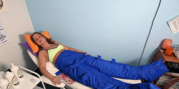 Kombinace cvičení Active Belly a lymfodrenáže pro ploché bříško a útlý pas
