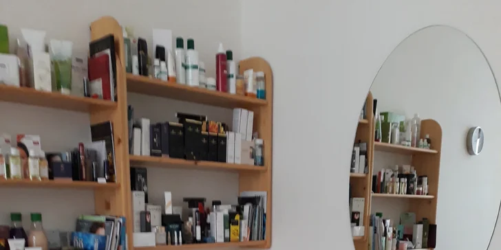 Kompletní kosmetické ošetření pleti i s manuálním liftingem