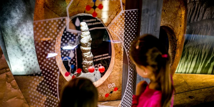 Odhalte tajemství Moravského krasu: vstupné do Domu přírody s 3D kinem