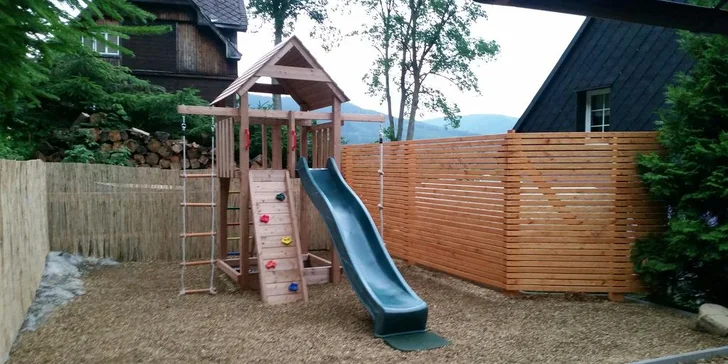 Pobyt v Jeseníkách pro pár i rodinu: snídaně, sauna i lahev sektu