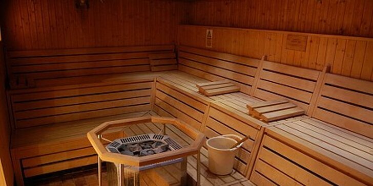 800 Kč za 5x 1 hodinu pobytu v sauně v původní hodnotě 1500 Kč