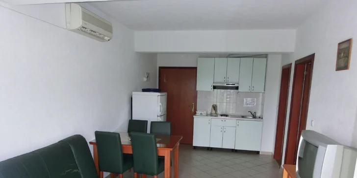 7 nocí v apartmánech v městečku Baška Voda se dvěma přistýlkami zdarma