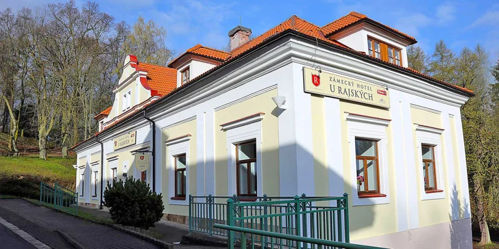 Rajská dovolená v Náchodě: 3 dny v rodinném hotelu přímo u zámku