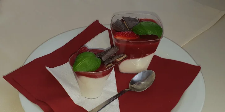 Valentýnské menu: filet z candáta na grilu či vepřová panenka i panna cotta