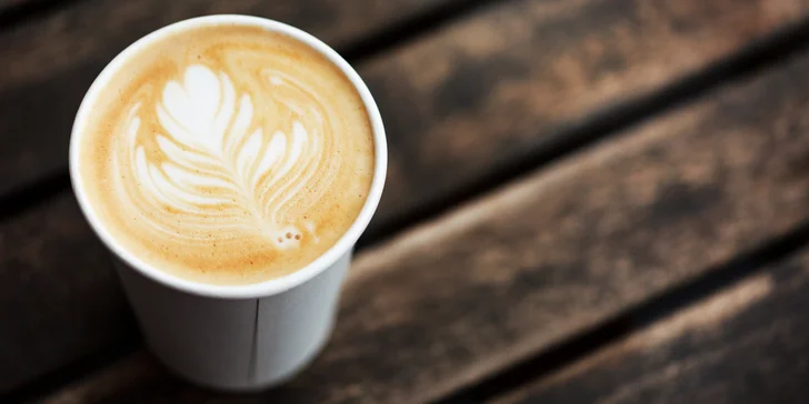 Hřejivé povzbuzení: káva s sebou - espresso, americano, cappuccino i latté