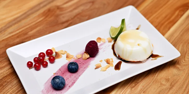 Tříchodové a čtyřchodové degustační menu pro dva ve veganské restauraci