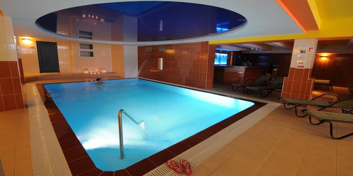 4* relax v Beskydech: polopenze, wellness i rybky Garra Rufa, koupel či zábaly