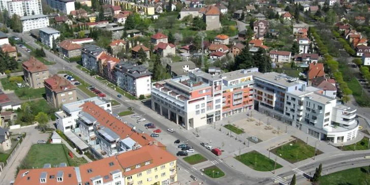 Zima nebo jaro u Prahy: polopenze, privátní sauna a 5 km do pražské zoo