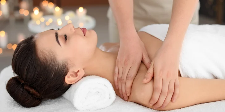 90 minut relaxace: Poctivá masáž a aroma lázeň na nohy k tomu