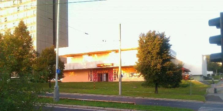 1 nebo 10 volných vstupů do sauny i se zapůjčením prostěradla pro jednoho