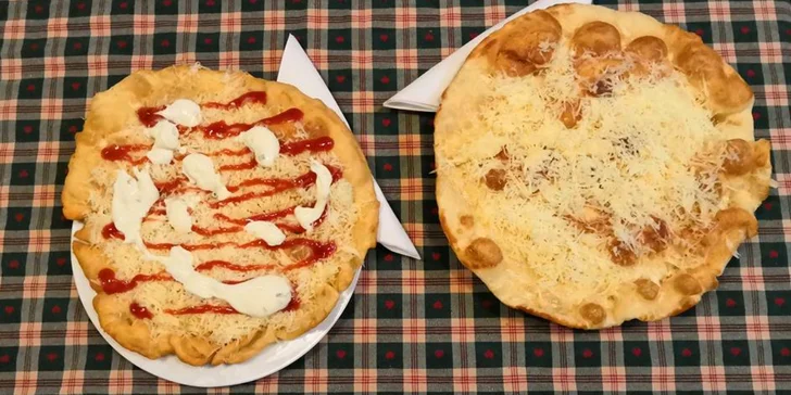 Langoš s česnekem, kečupem, tatarkou a sýrem i s pivem pro 1 nebo 2 osoby