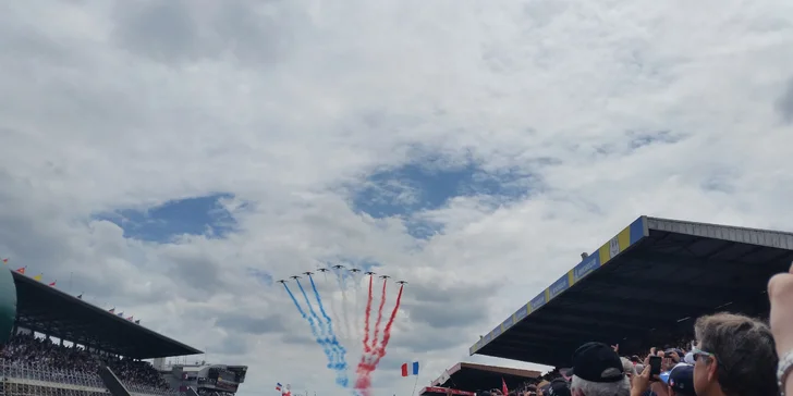 Doprava a 2 noci na tábořišti blízko tratě vytrvalostního závodu v Le Mans