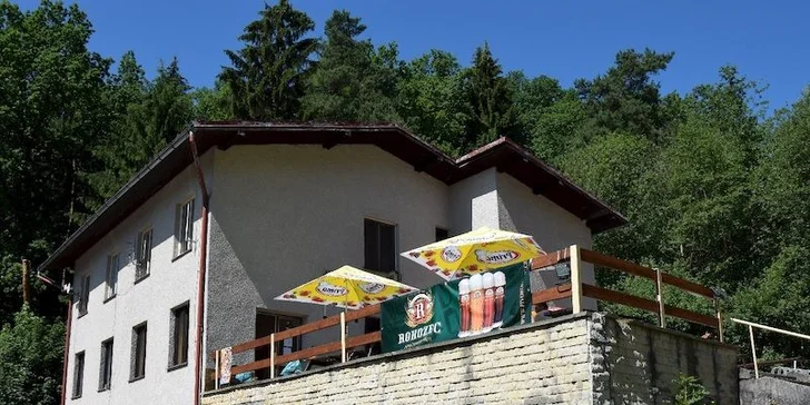 Jaro nebo léto v korunách stromů pro 4 osoby kousek od Českého ráje