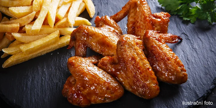 Kuřecí křídla s BBQ omáčkou i natural a příloha pro jednoho i pro partu