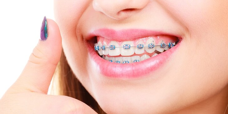 Zoubky jako perličky: odstranění zubního plaku, kamene i pigmentací