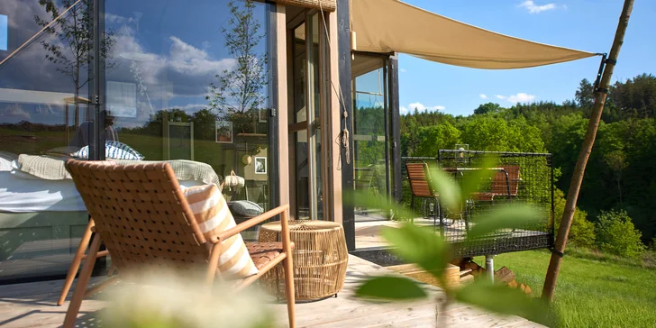 Netradiční pobyt na východě Čech: ubytování v luxusní chatě, snídaňová bednička a wellness