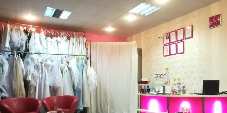 Navíc dostanete čaj či kávu zdarma a jako dárek arganový olej pro domácí péči o vlasy.