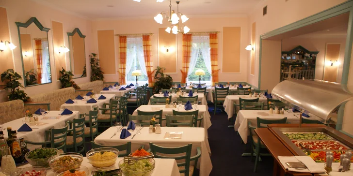 V restauraci si vychutnáte snídaně.