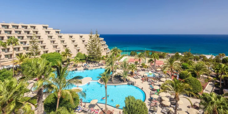 Krásný ostrov Lanzarote: hotel Barcelo Lanzarote Active Resort 4* s all inclusive