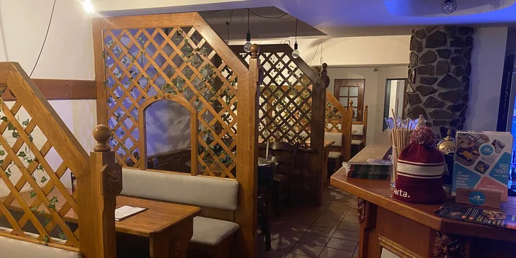  Podávat se bude společně s porcí 15 zlatavých topinek. To bude dobrota!


