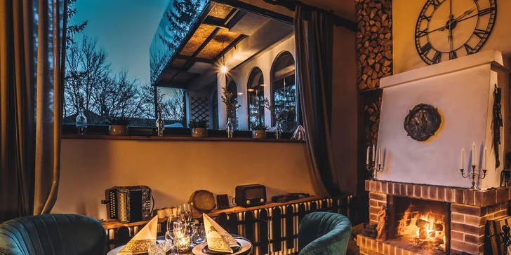 V restauraci vám každé ráno připraví snídaně, odpoledne a večer si tu dopřejete degustační bufet.