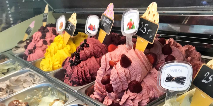 Čeká tam na vás báječné gelato ve sladkém kornoutu.