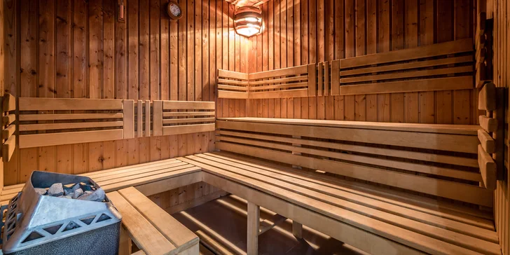 Ve wellness centru přímo v penzionu si v rámci balíčku na hodinku (podle počtu nocí i na dvě) krásně odpočinete. 