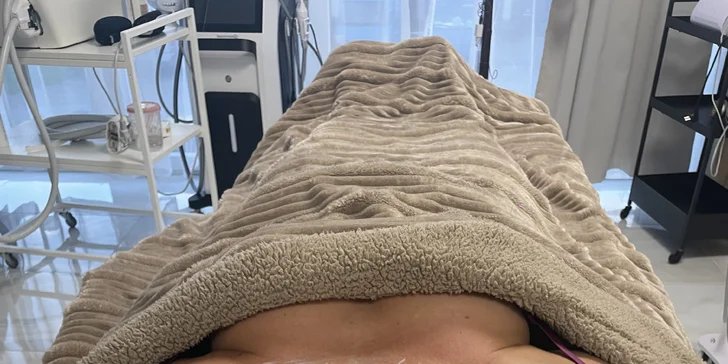 Salon má 5 poboček, voucher platí na kterékoli z nich. 