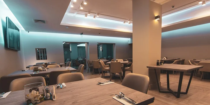 Bufetové snídaně si vychutnáte každé ráno ve vyhlášené hotelové restauraci. 