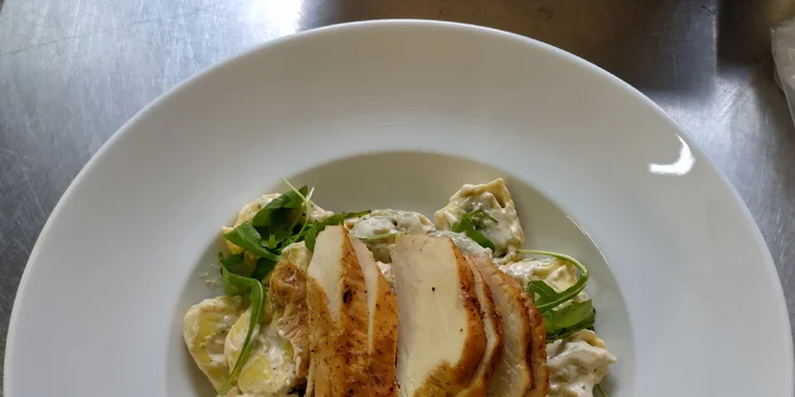 V restauraci vaří tradiční českou kuchyni.