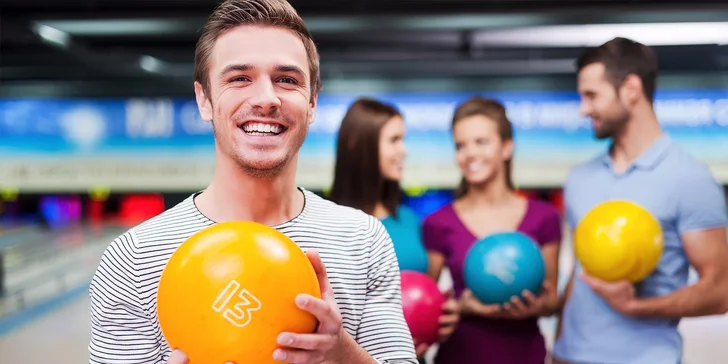 60 minut bowlingu až pro 8 hráčů v Bowlingbaru Dynamo