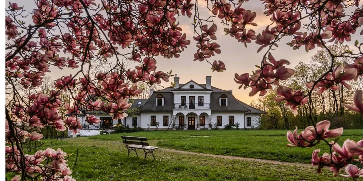 Pobyt v luxusnom historickom sídle v Poľsku s raňajkami