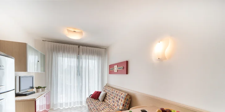 Každý apartmán má velkou krytou terasu či balkon.