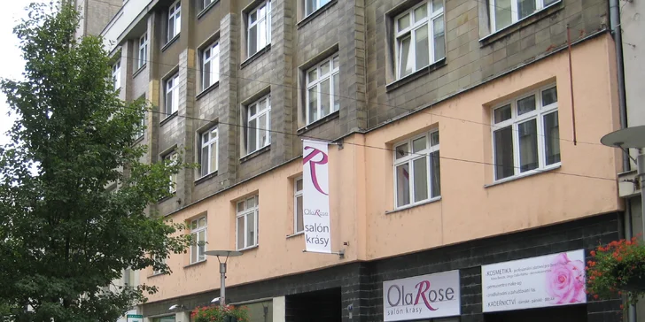 Salon najdete v centru Ostravy na pěší zóně vedle lékárny,