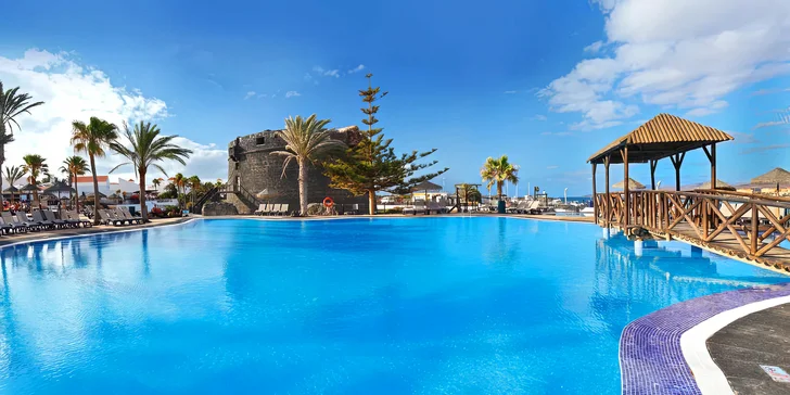 Ostrov Fuerteventura: 4* hotel Barcelo Fuerteventura Castillo u pláže a all inclusive