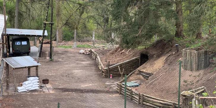 Urobte si oheň a opečte si špekáčiky, drevo vám bude k dispozícii.